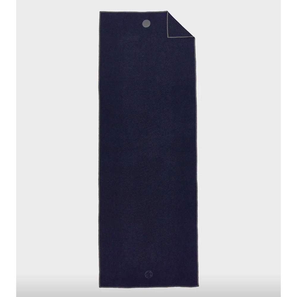 Manduka Yogitoes Hot Yoga Mat Towel Unisex 24in Navy Blue  Skidless Grip